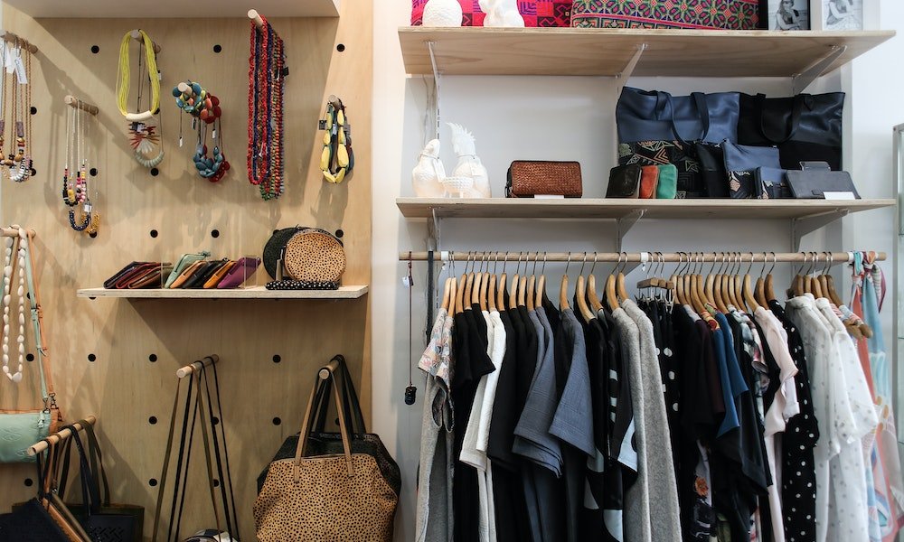 9 Clever Capsule Wardrobe Building Tricks for Affordable Fashion